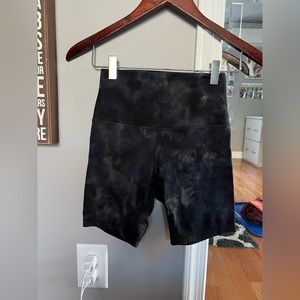 Lululemon align diamond die, biker shorts